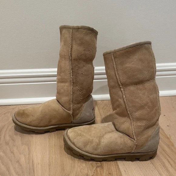 UGG Women's Tan Suede Winter Boots - Picture 2 of 6